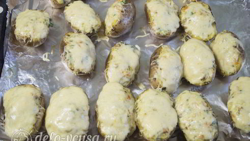 фаршированный картофель с грибами и курицей