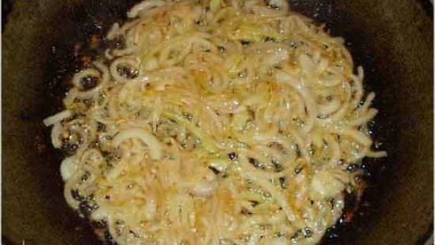 капуста тушенная со свининой