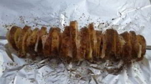 картофель в фольге на углях