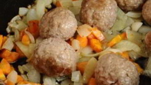 тушеный патиссон