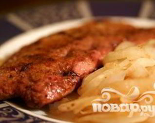 Говяжья печенка с луком