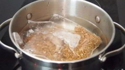 гусь с гречкой, грибами и печенью