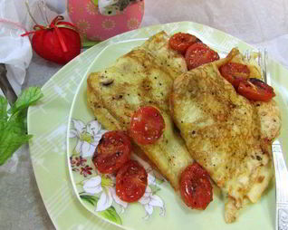 Креспелле с печенью, нутом и помидорами черри