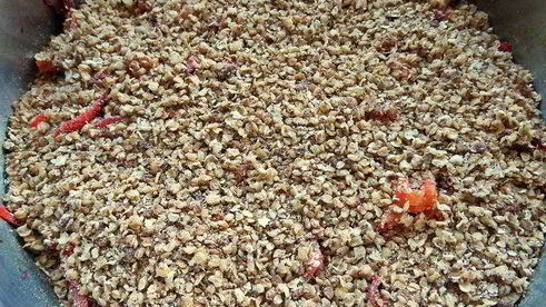 куриная печень с овощами и гречкой