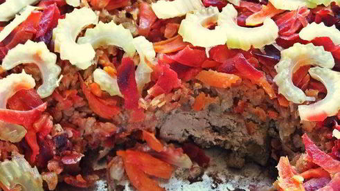 куриная печень с овощами и гречкой