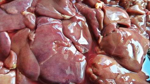 куриная печень с овощами и гречкой