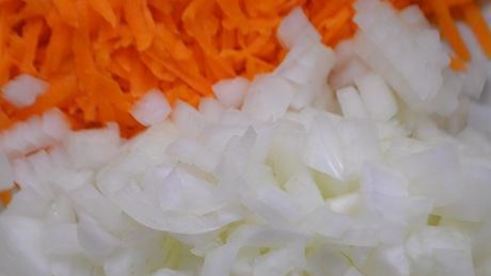 куриная печень с овощами в кисло-сладком соусе