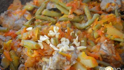 куриная печень с овощами в кисло-сладком соусе