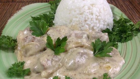 Рецепт Куриной печени в соусе Морней