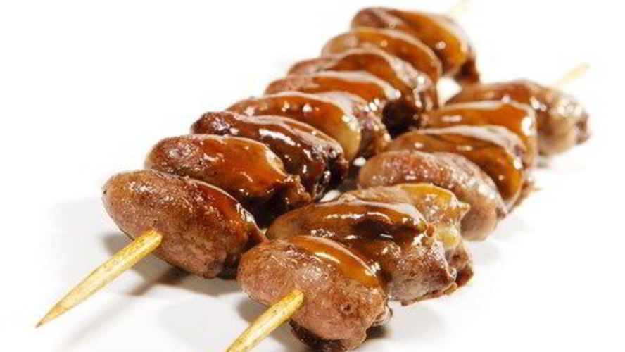 Рецепт куриных сердец и печень на шпажках