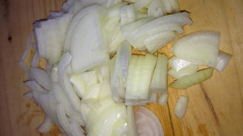 печень куриная, тушеная с карри