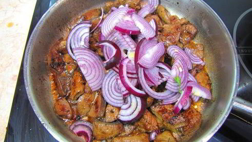 печень с плоской стручковой фасолью