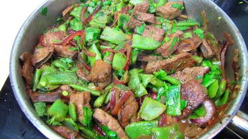 печень с плоской стручковой фасолью