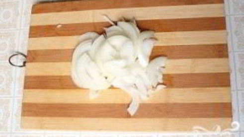 печень, тушеная в белом вине с печеным перцем