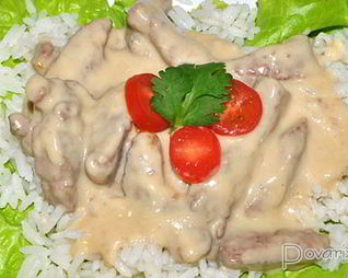 Печень в сырном соусе