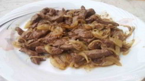 жареная говяжья печень