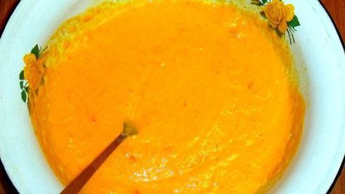 морковно-шафрановое пельменное тесто