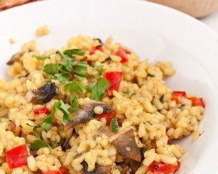 Куриный плов с грибами и базиликом