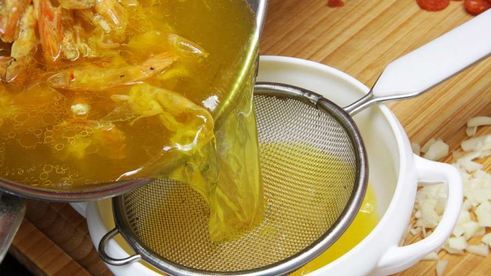 паэлья с креветками и чоризо