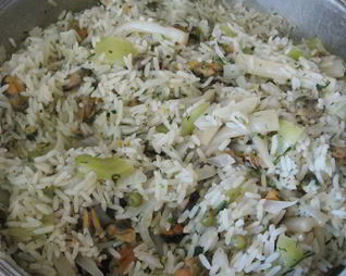 Паэлья с морепродуктами и горошком