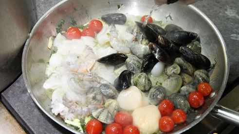 паэлья с морепродуктами