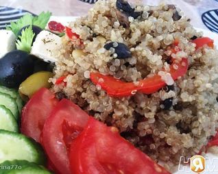 Плов из киноа с грибами