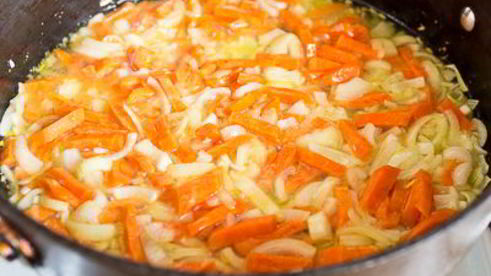 плов из курицы со сладким перцем