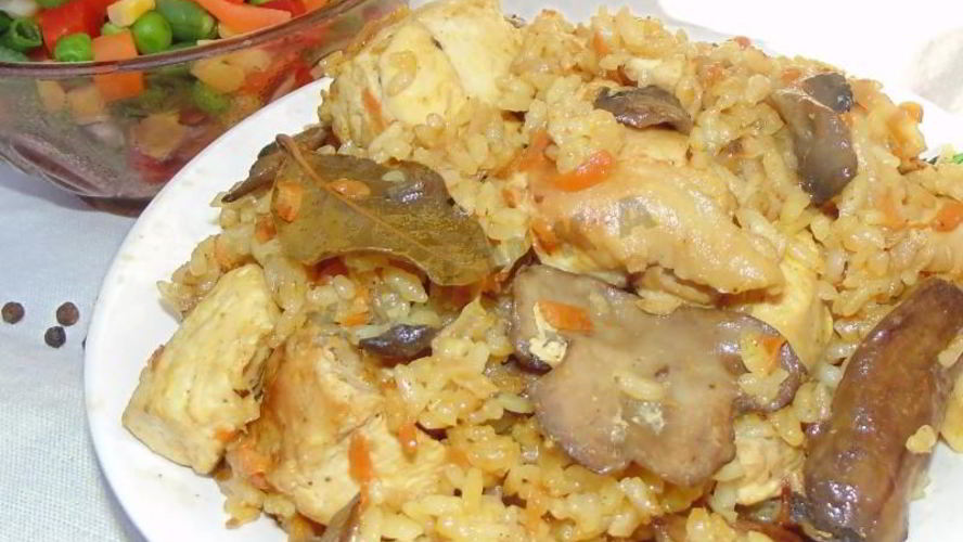 Рецепт плова с грибами и курицей в мультиварке