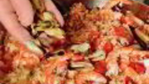 плов с креветками и мидиями