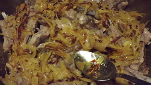 плов с курагой и изюмом