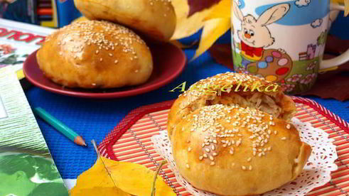 плов с курицей в булочке