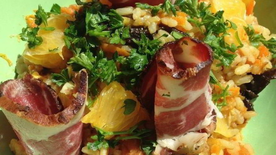 Рецепт плова с сухофруктами, апельсинами и копченой корейкой