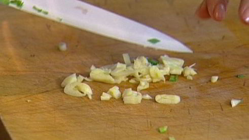 зеленый плов со шпинатом и луком