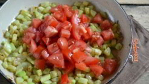 диетическое рагу из кабачков