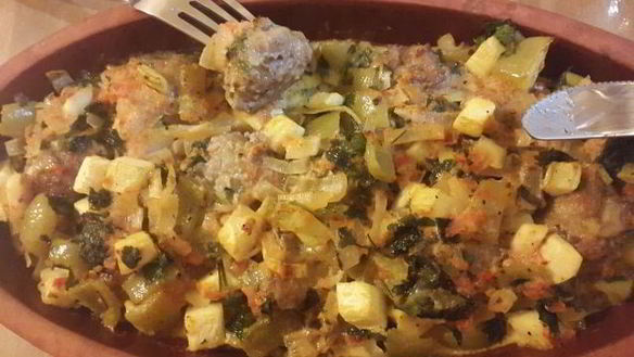 Рецепт Фрикаделек, запеченных с овощным рагу