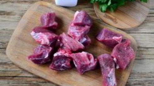 говяжье рагу в томатно-сливочном соусе