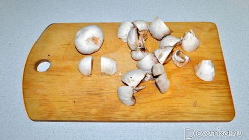 куриное рагу с грибами и томатным соком