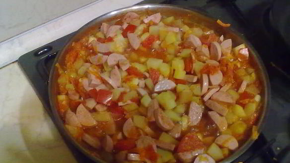 Рецепт Овощного рагу с сосисками