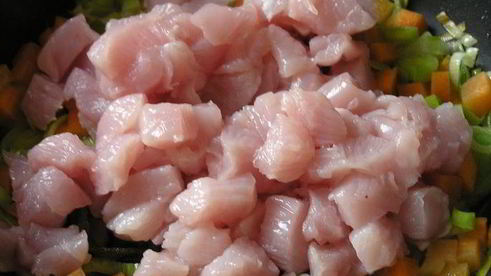 рагу из индейки с луком-пореем