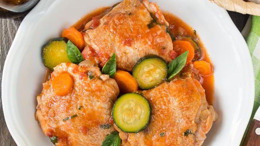 Рецепт рагу из курицы с морковью и цуккини