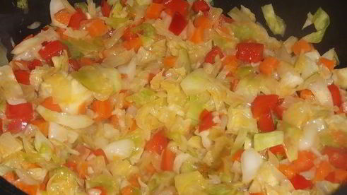 рагу из молодой капусты