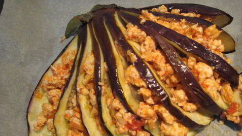 веер из баклажана с куриным рагу