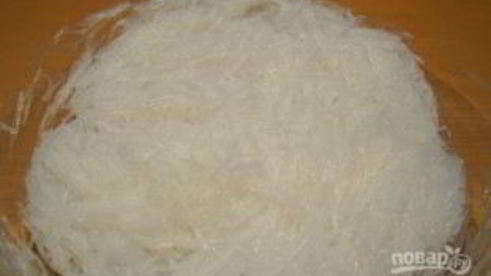 рисовая лапша с лососем и брокколи