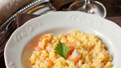 ризотто с шафраном и креветками
