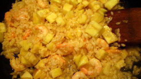 яблочное ризотто с креветками