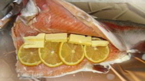 форель с лимоном в фольге