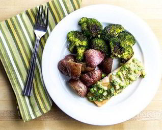 Красная рыба с картошкой в духовке