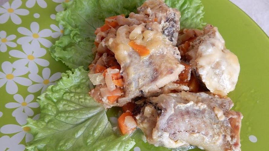 Рецепт минтая тушеного в мультиварке с овощами