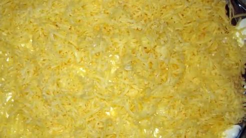 рыба в сметанном соусе с грибами