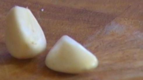 рыба, запеченная с оливками и каперсами